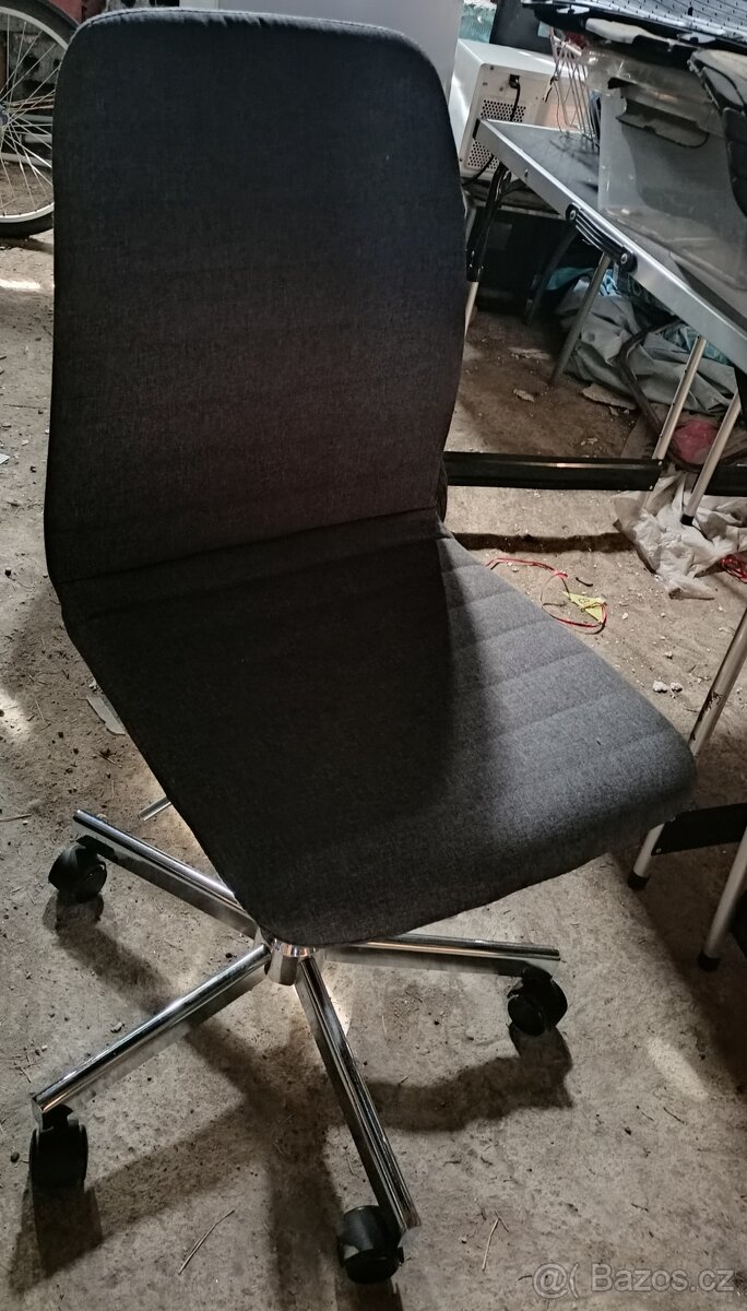 Kancelářská židle