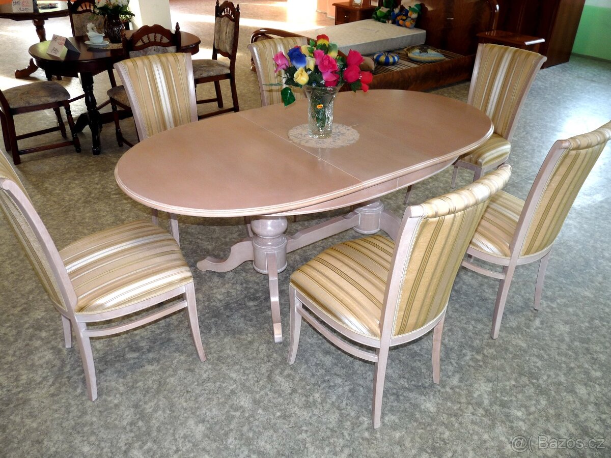 rozkládací stůl + 6 ks látkově polstrovaných židlí