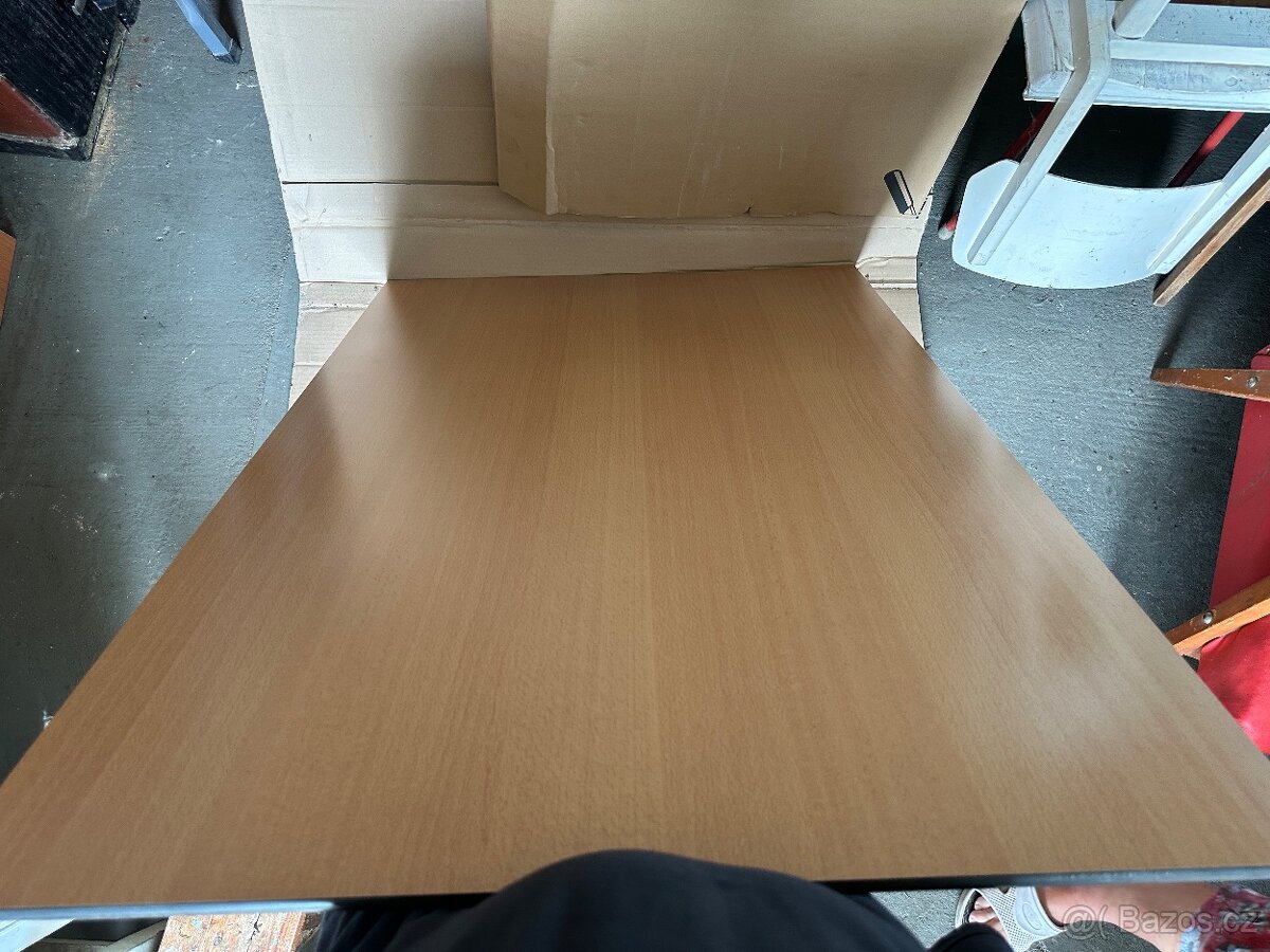 Kancelářský stůl Techo 120x80cm