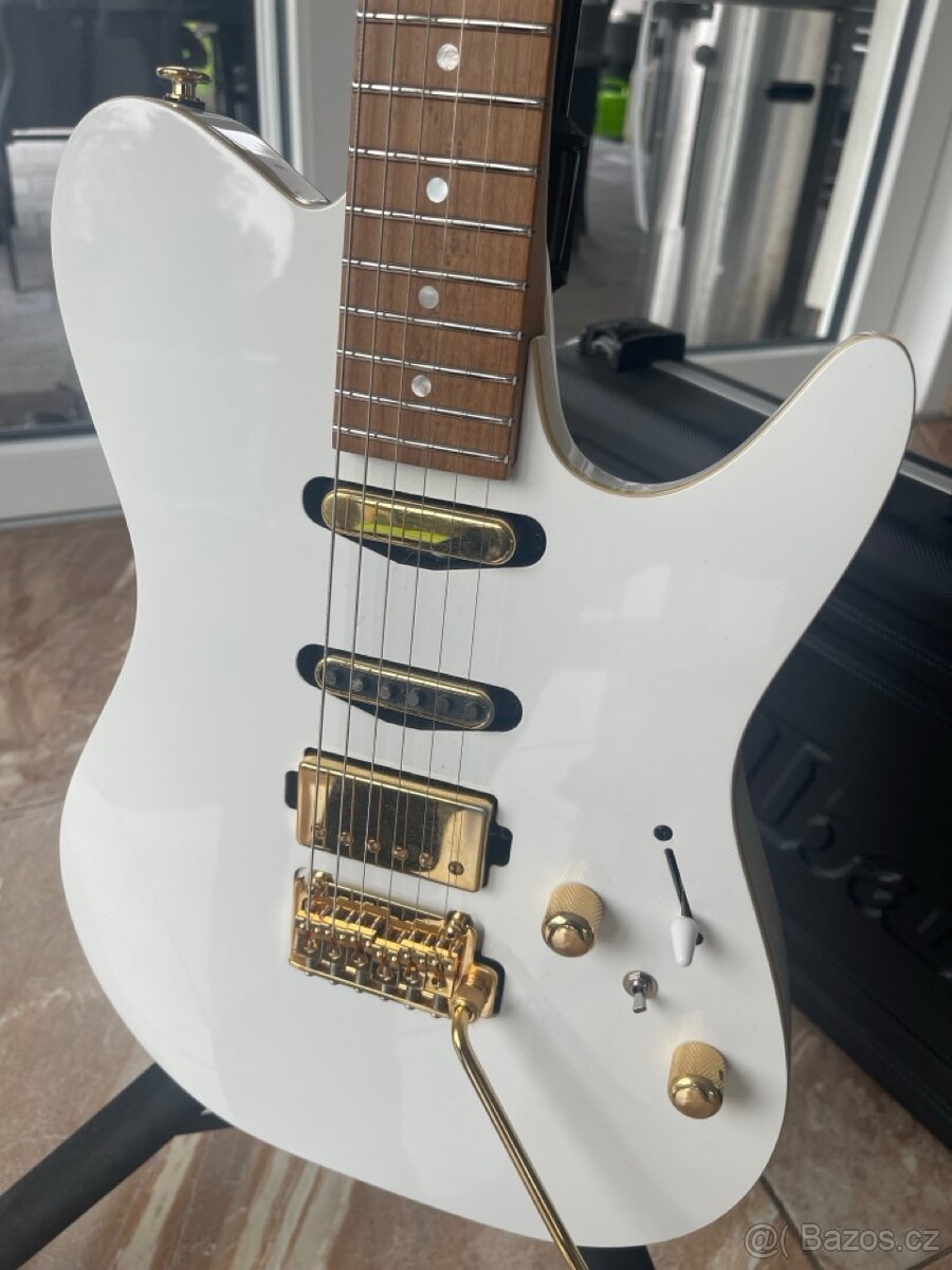 Ibanez Lari Basilio LB1