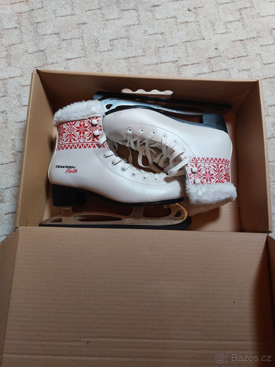 Prodám dámské brusle