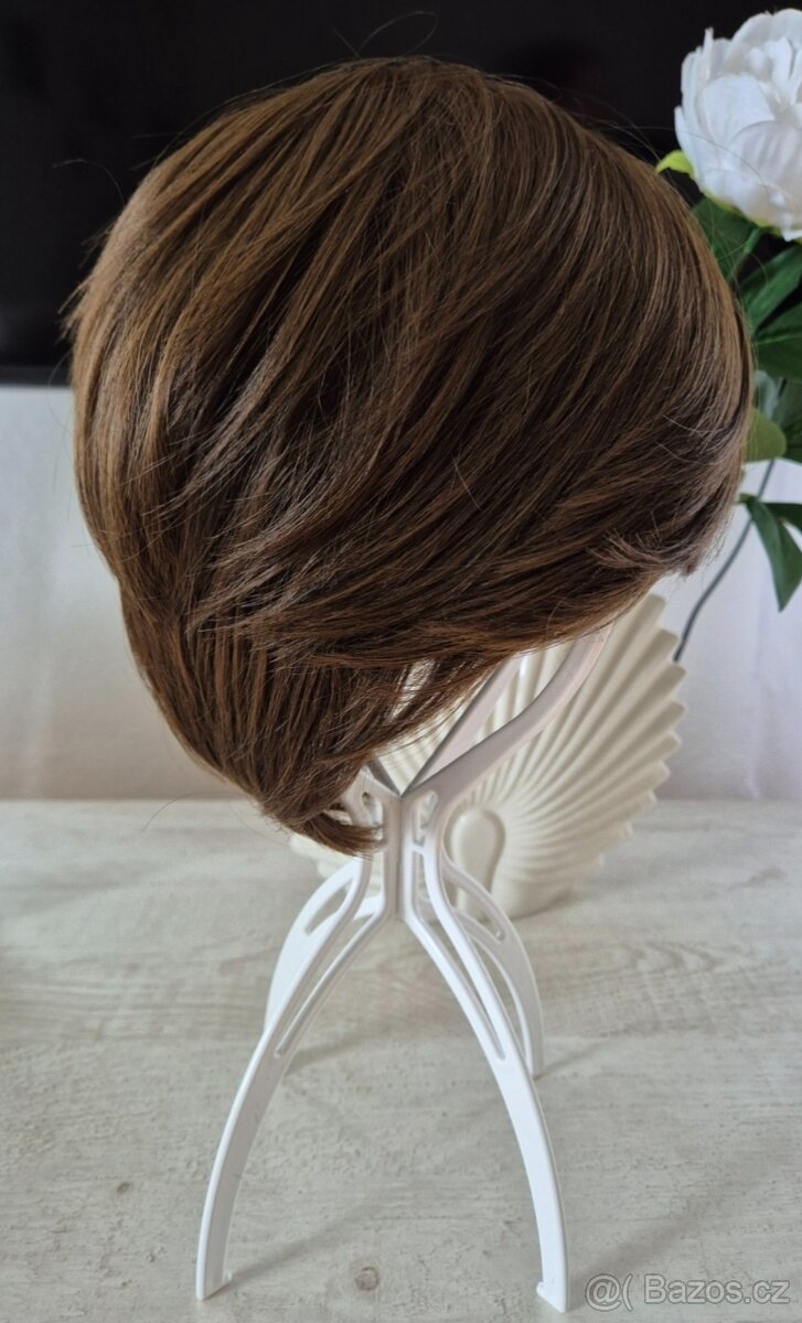 Nová dámská paruka