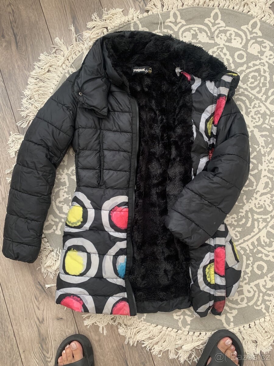 zimni bunda xs Desigual velice tepla