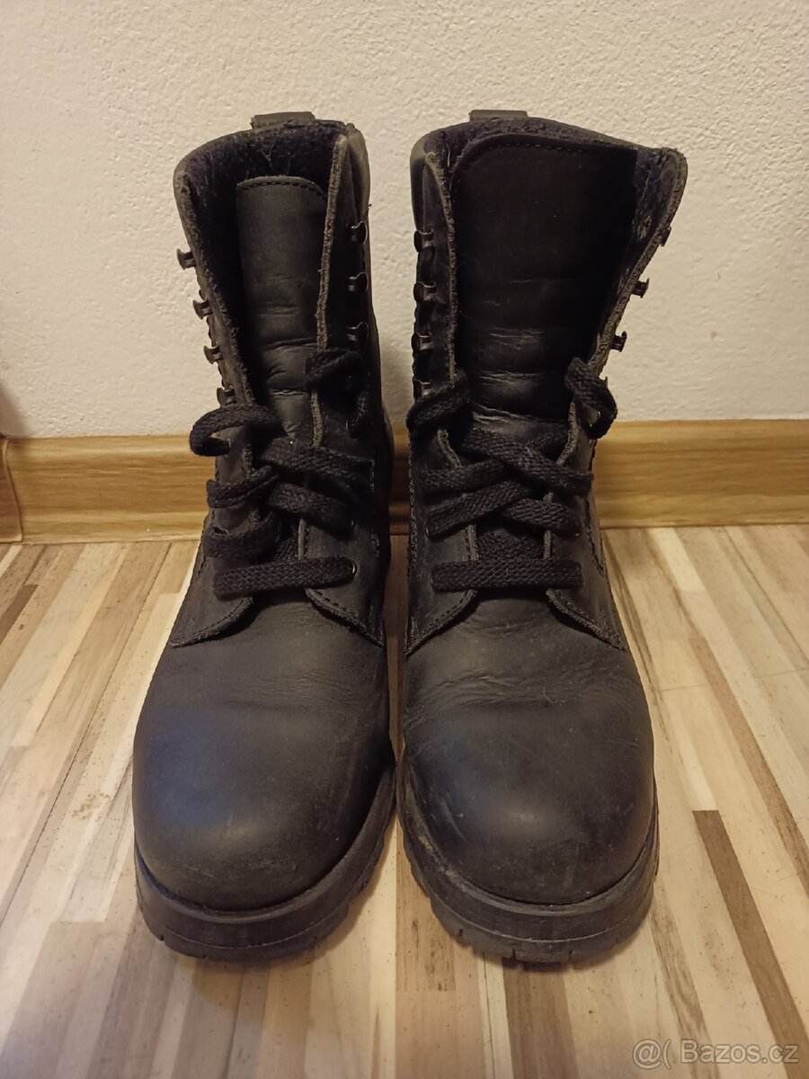 Dámské kožené boty vel.38