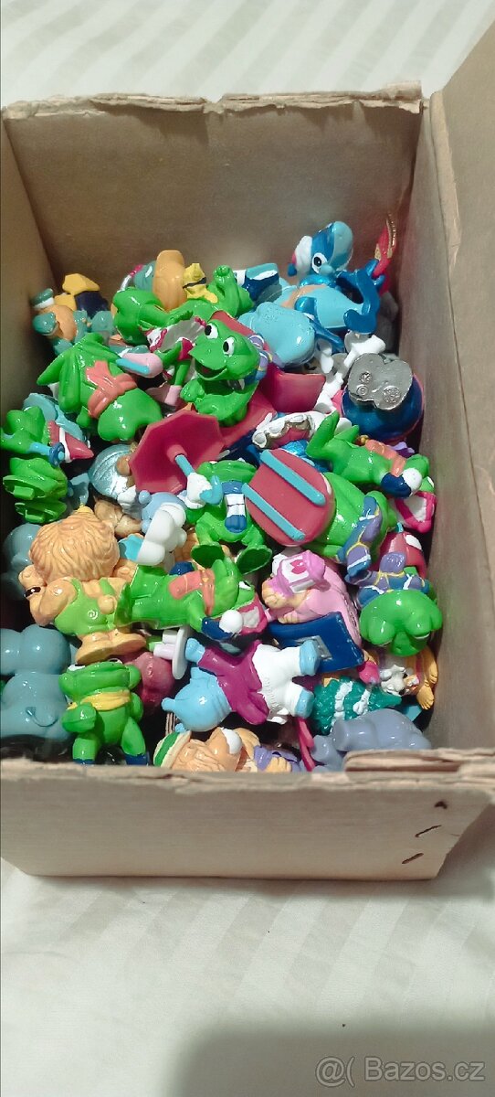 Figurky z kinder surprise