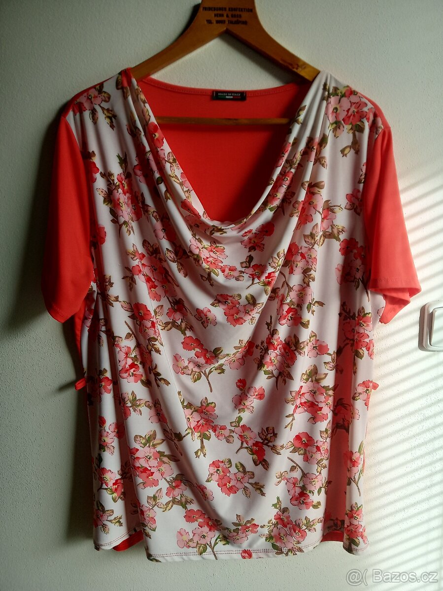 halenka s krátkým rukávem