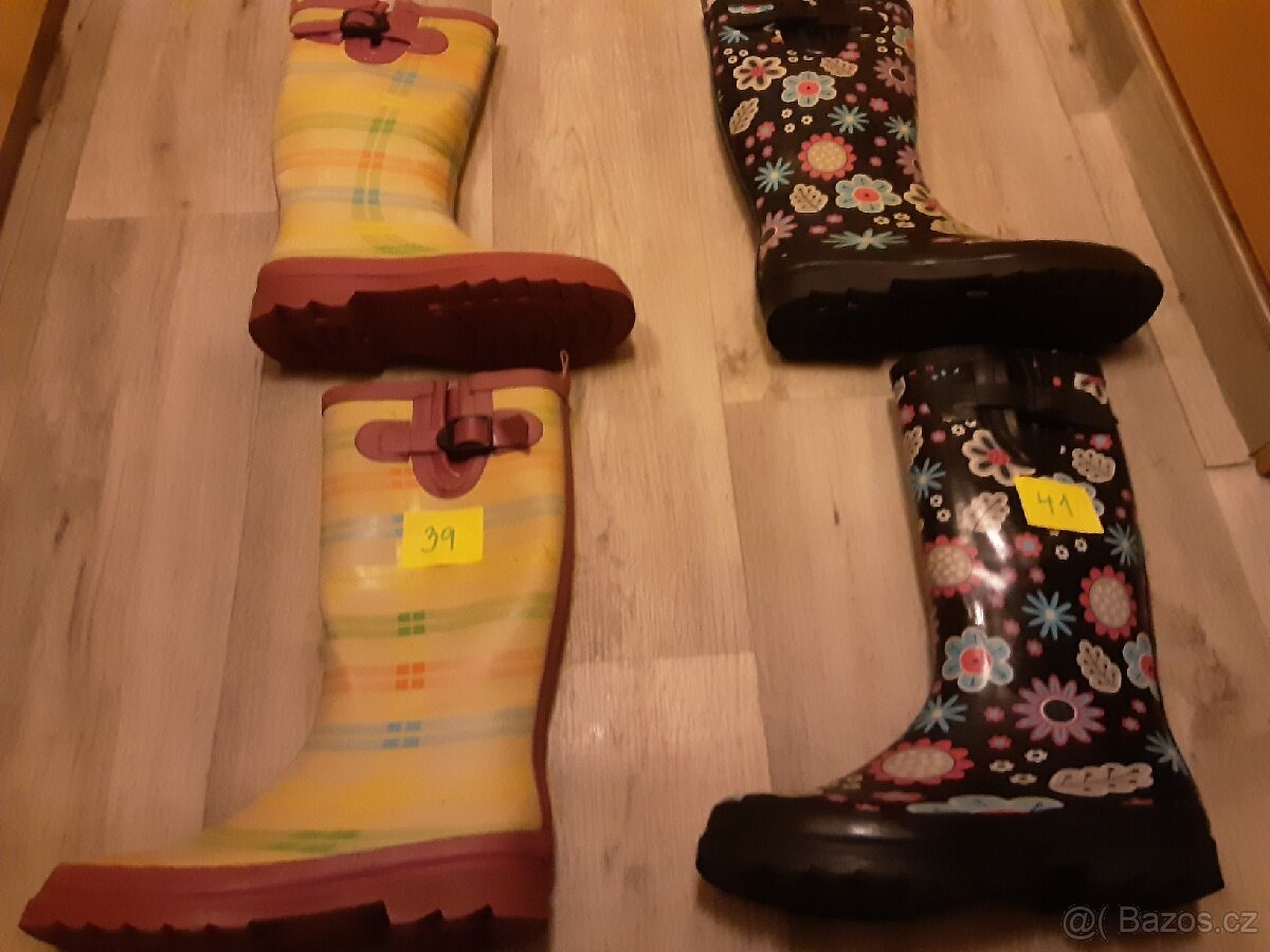 Dámské a dívčí gumaky