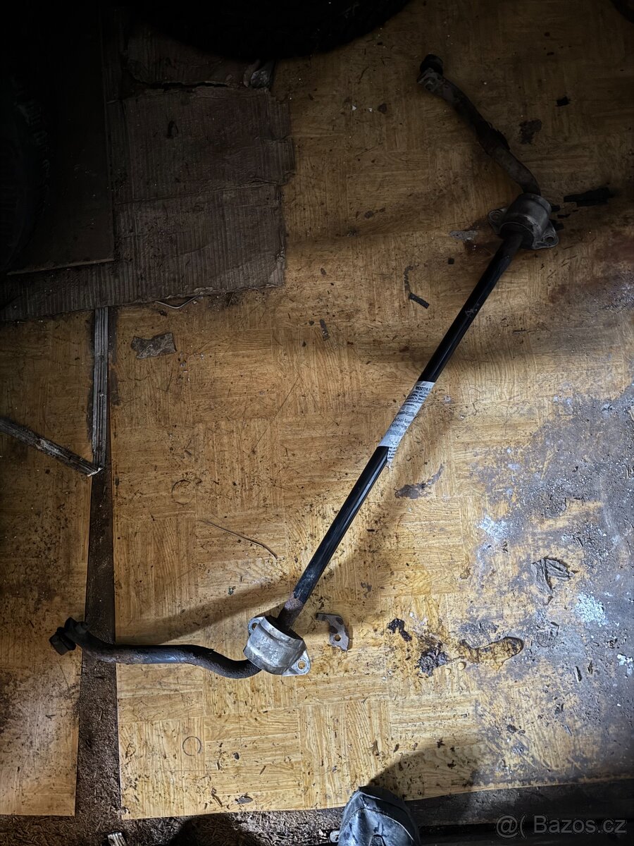 Prodám stabilizátor na BMW E46 Compact 316Ti