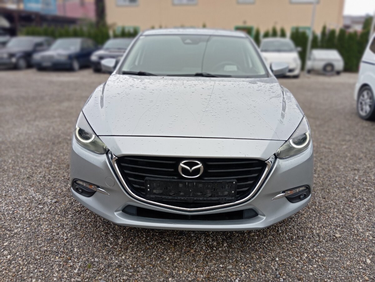 Mazda 3 2,0 benzín 1 Majitelka, bohatá výbava..