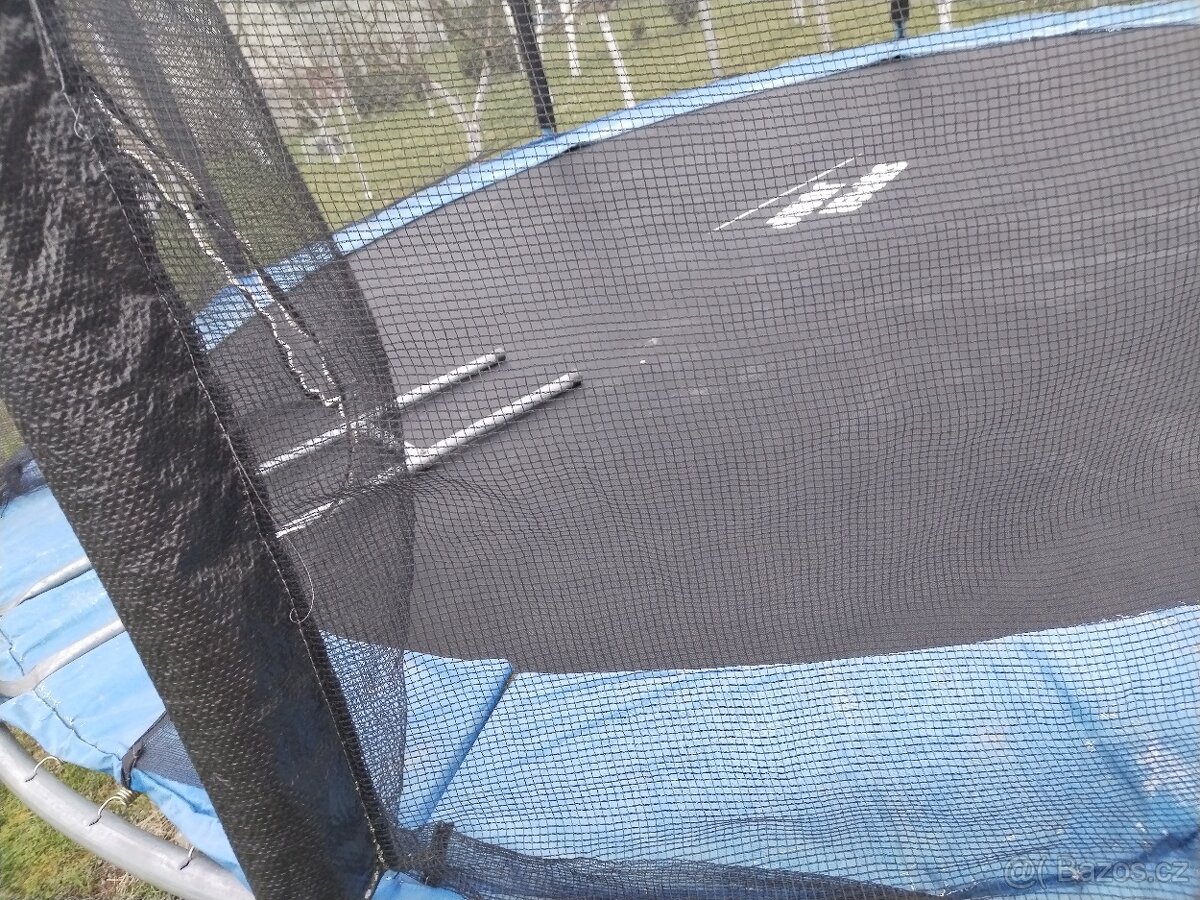 Trampolina