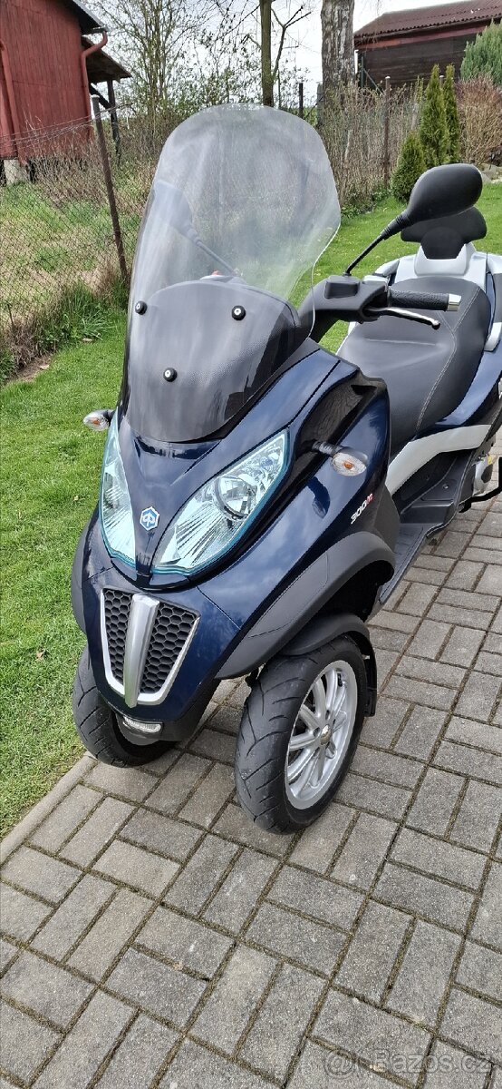 Piaggio MP3 300