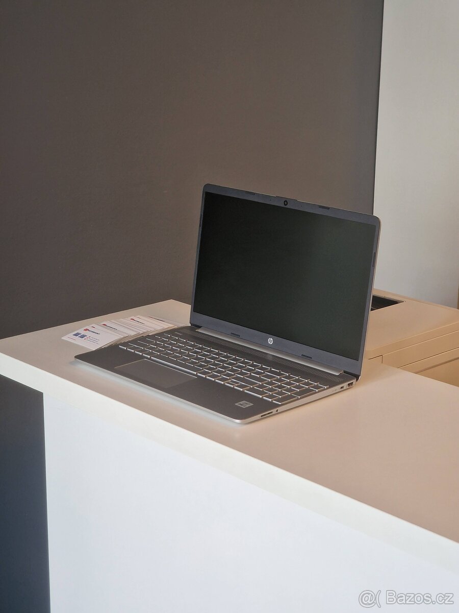 HP Laptop 15s-fq1901nc