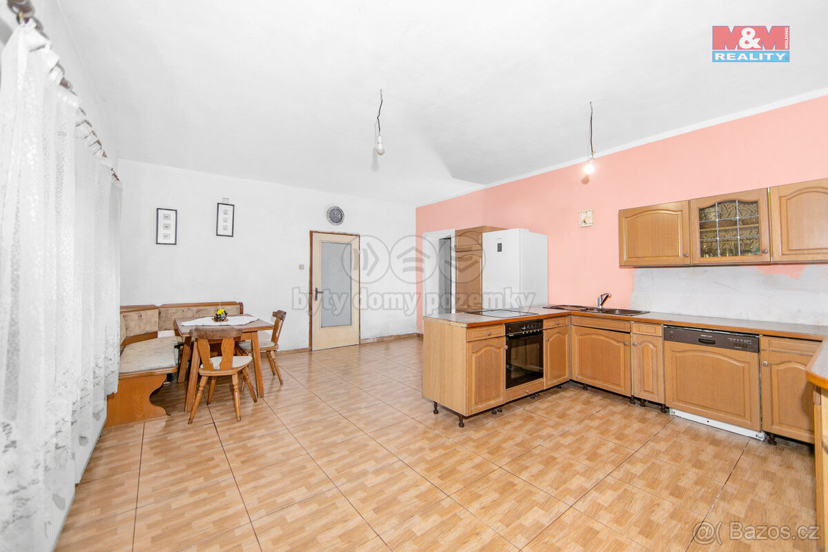 Prodej rodinného domu, 243 m², Zhoř