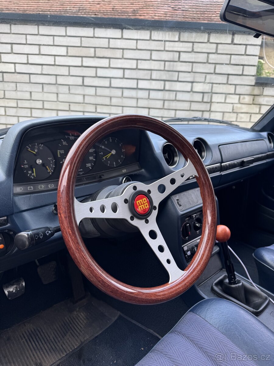 Momo Style Indy volant stříbrný
