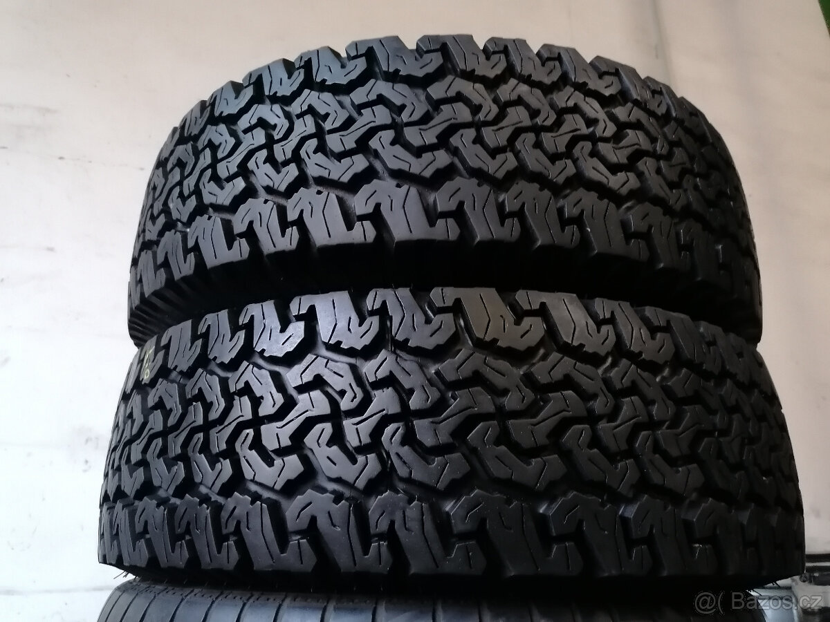 Celoroční pneu = 215/60 R17 96H = MALATESTA = 2ks