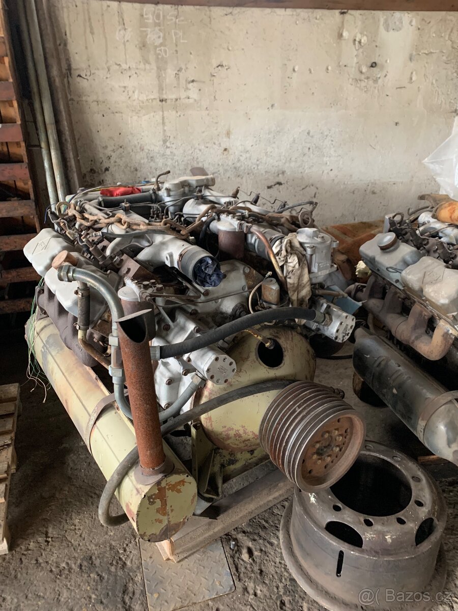 Motor IFA V8 Fortschritt E514