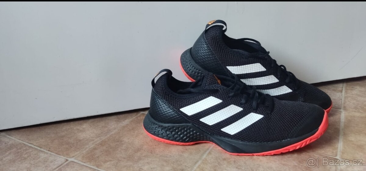 Adidas courtleflash