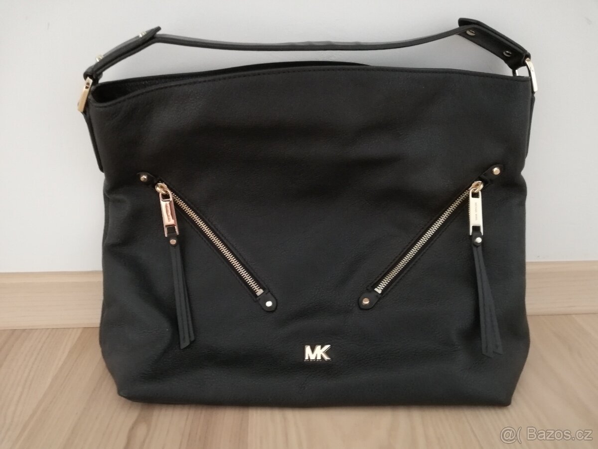 Michael Kors 30T8GZUH7L černá