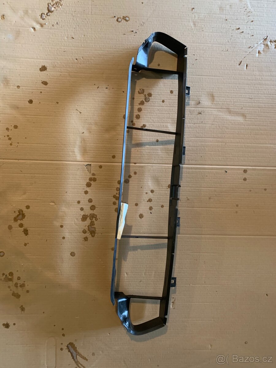 Přední mřížka BMW f90-g30