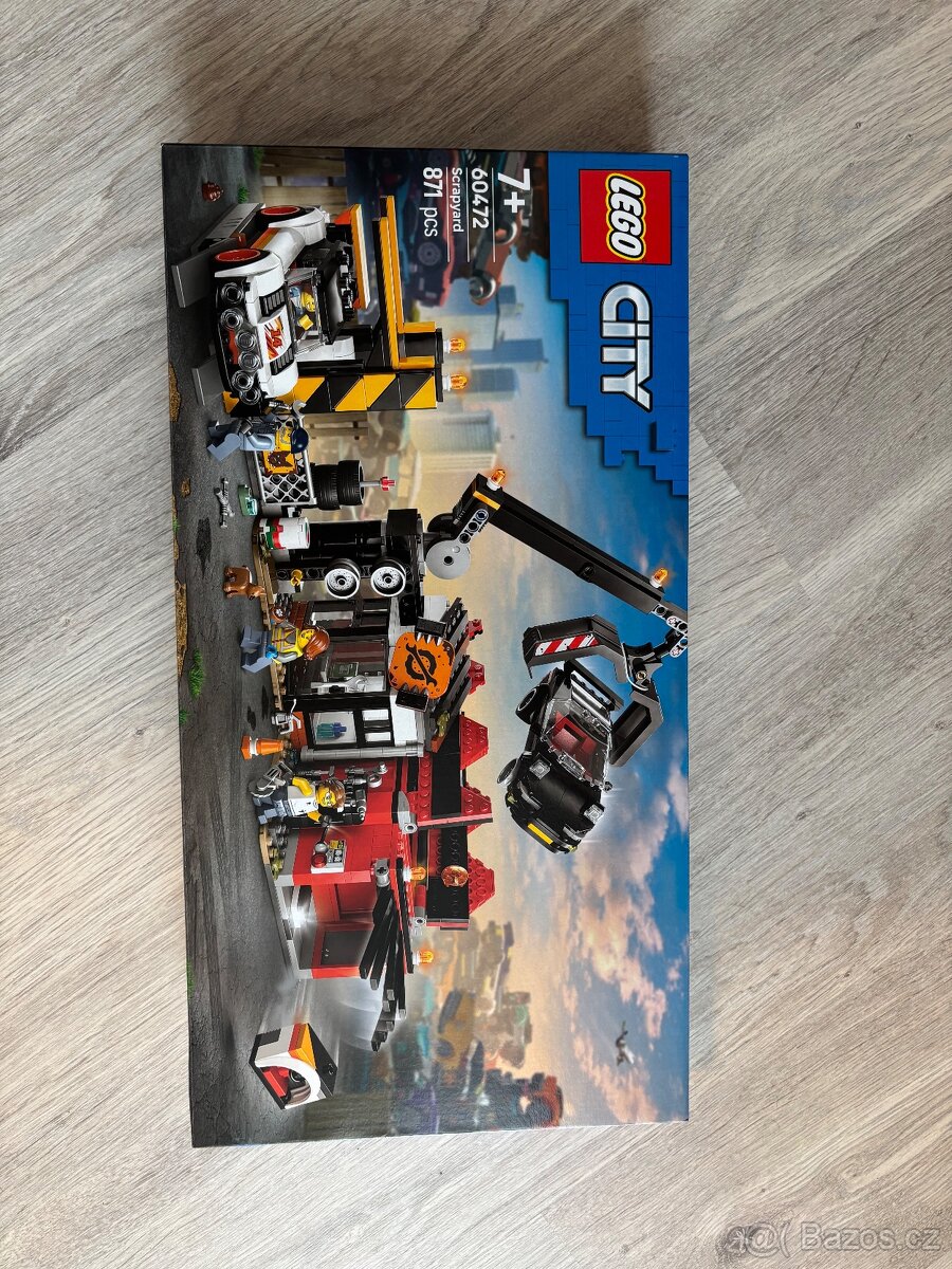 Stavebnice LEGO CITY - Vrakoviště s auty