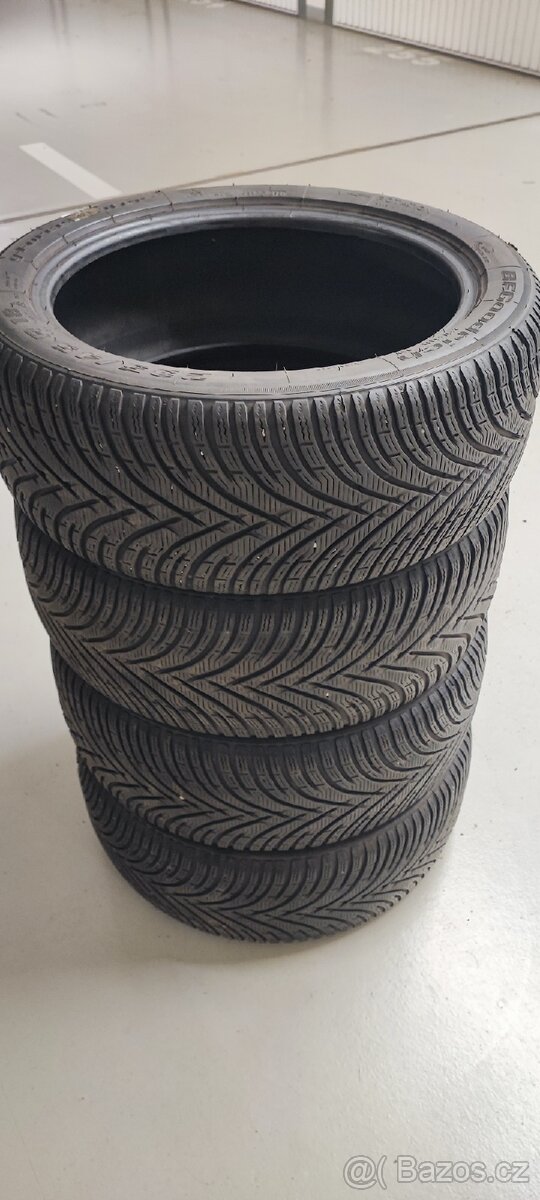 Zimní 235/45/18 Goodrich g-Force Winter2, 2821, 7.5mm-6.5mm.