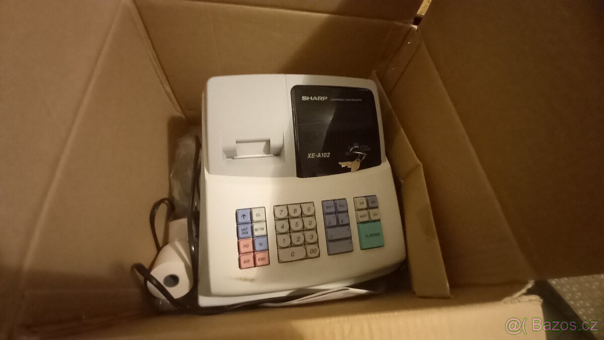 Kasa Sharp Xe-A102