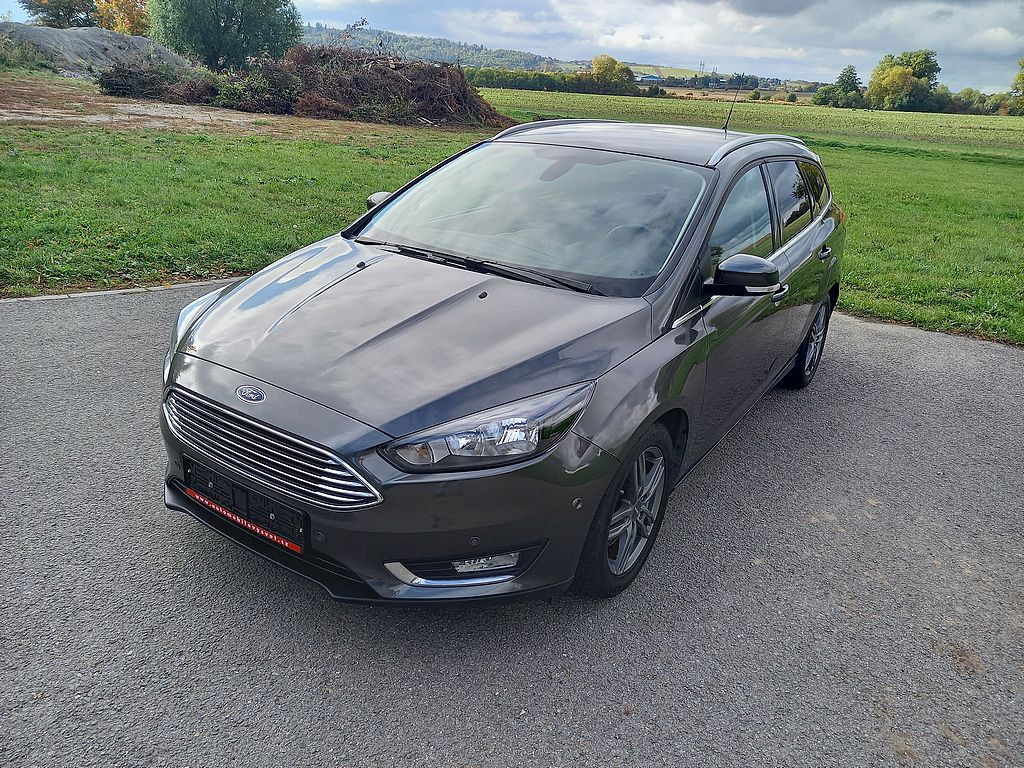 Ford Focus 1.5i 110kw+klima+ČR+76000km