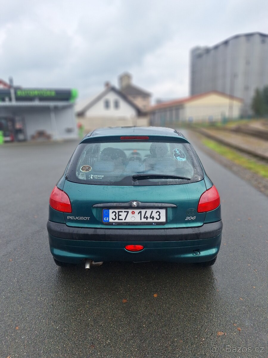 Peugeot 206
