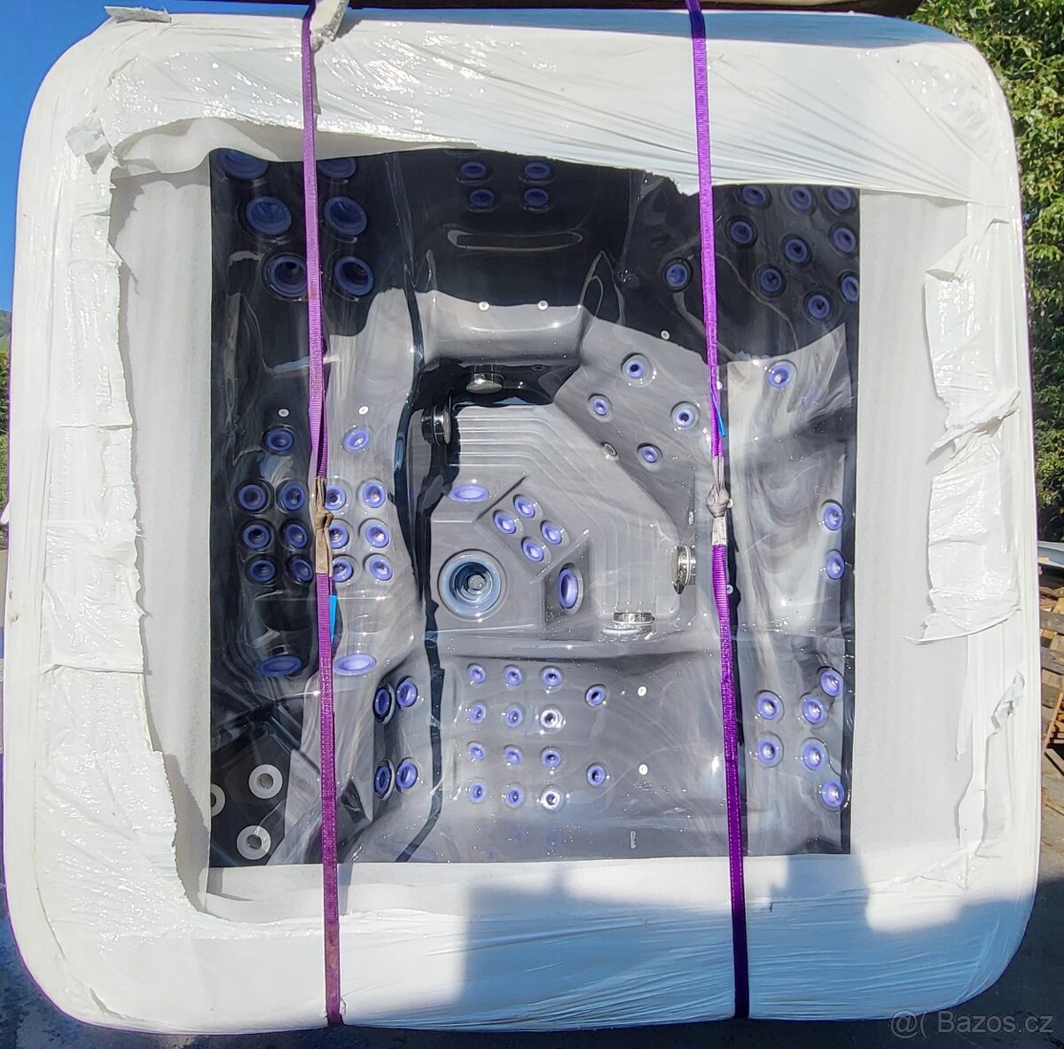 Vířivá vana Wellis Everest