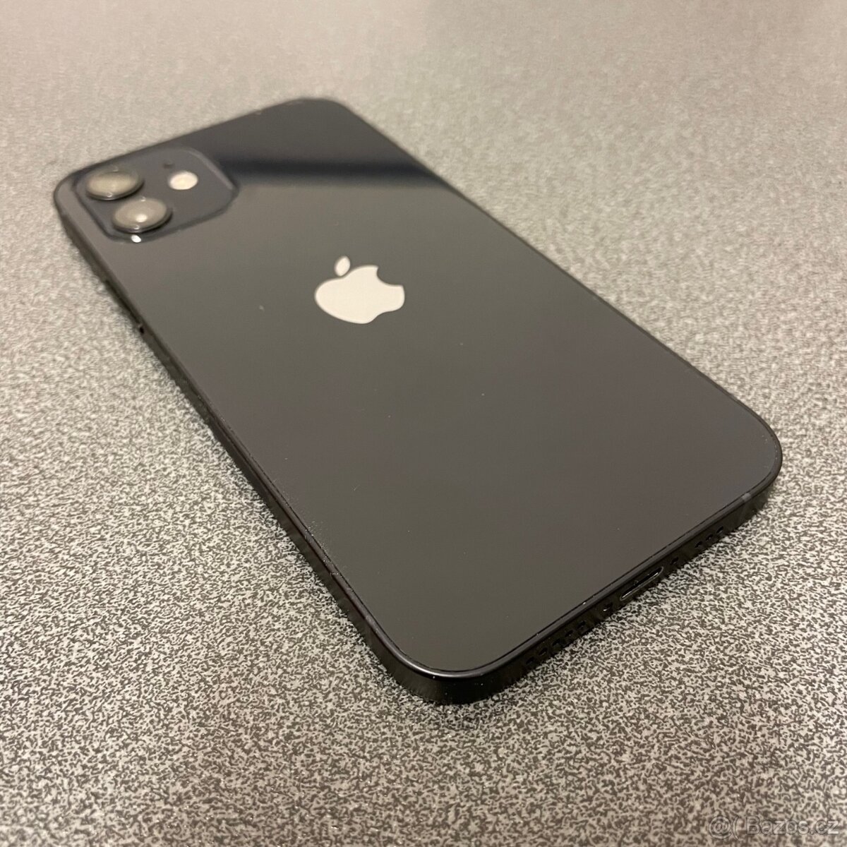 Apple iPhone 12 64GB Black, Stav A+++