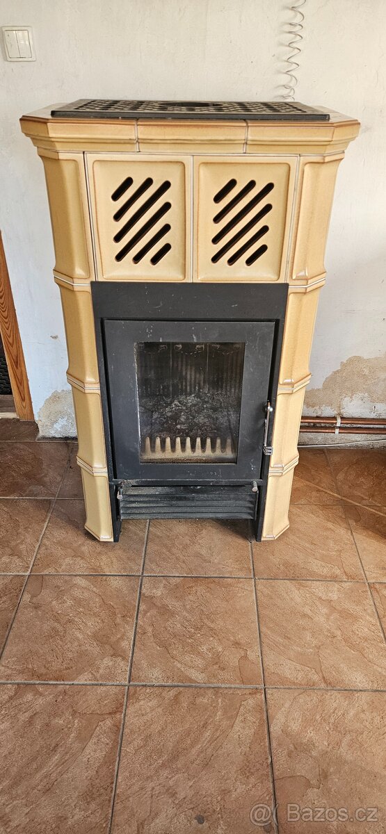 kachlová krbová kamna