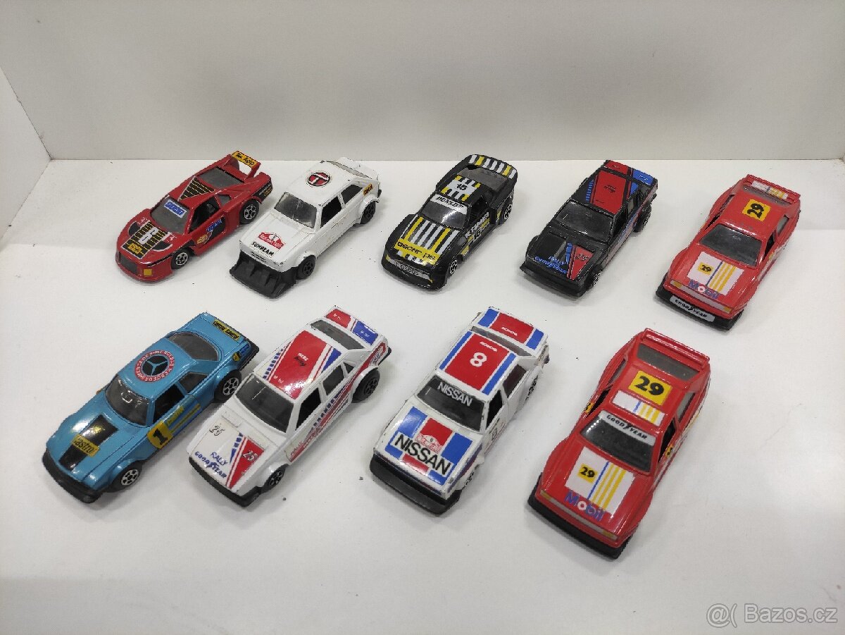 Retro autíčka Polistil 1:43 9ks