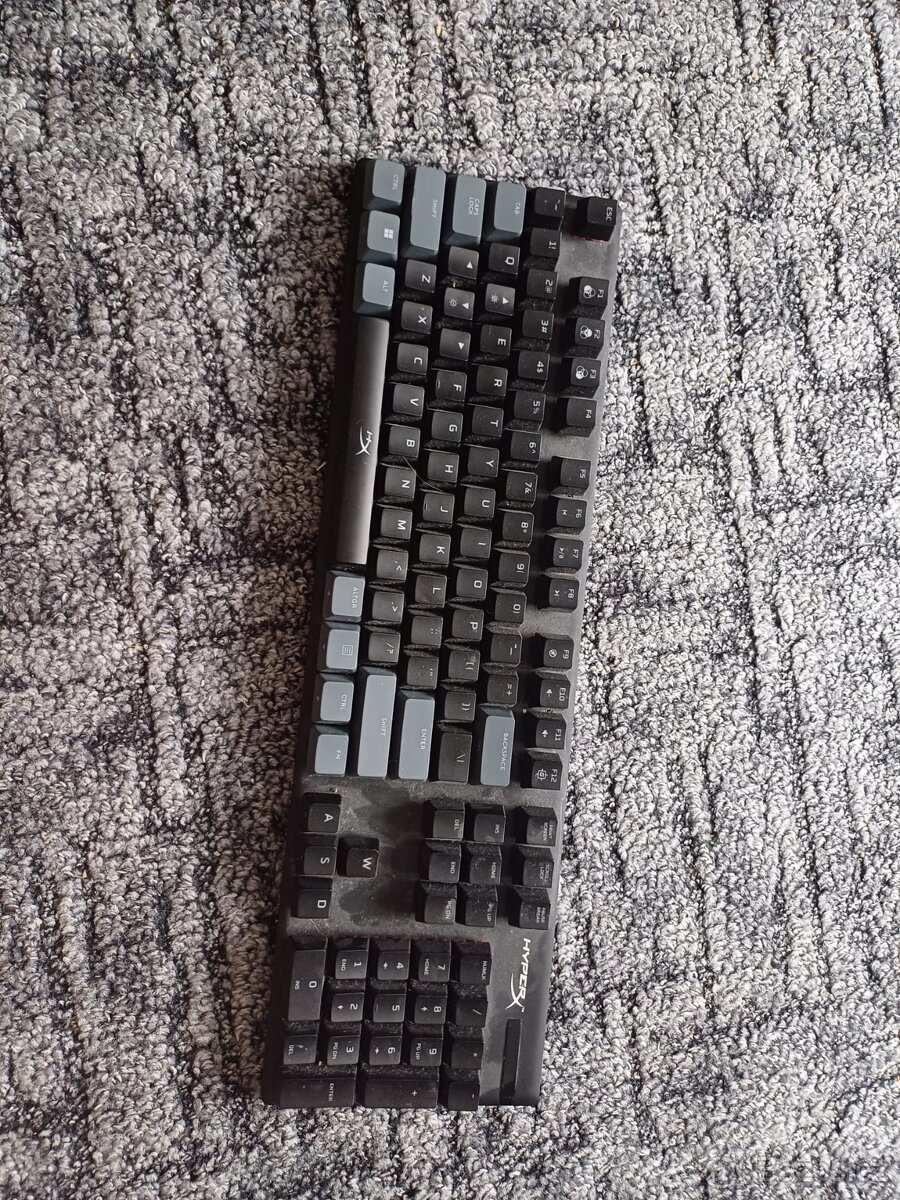 Herní klávesnice+ myš