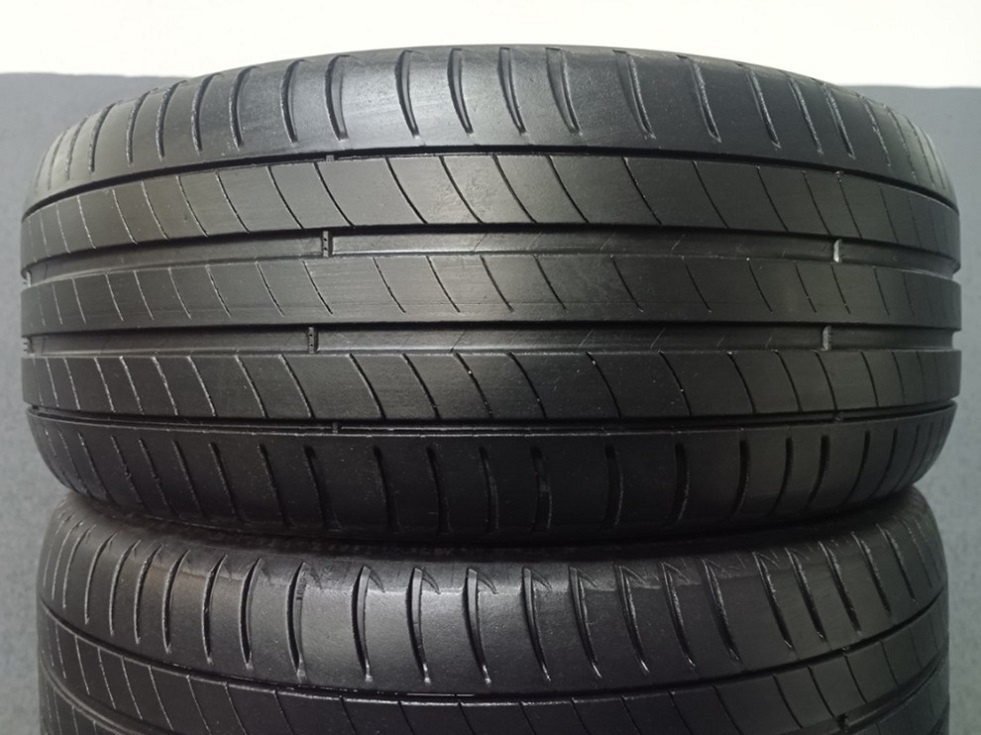 225/55 R16 MICHELIN (4714)