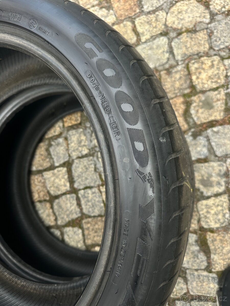 Letní Sada 235/45/19 goodyear: