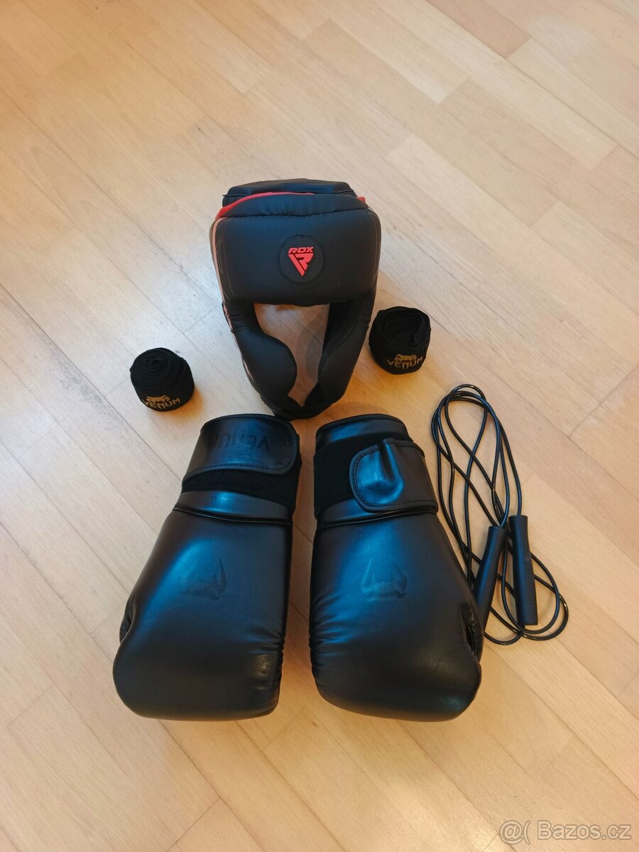 Boxerky,bandáže,helma švihadlo