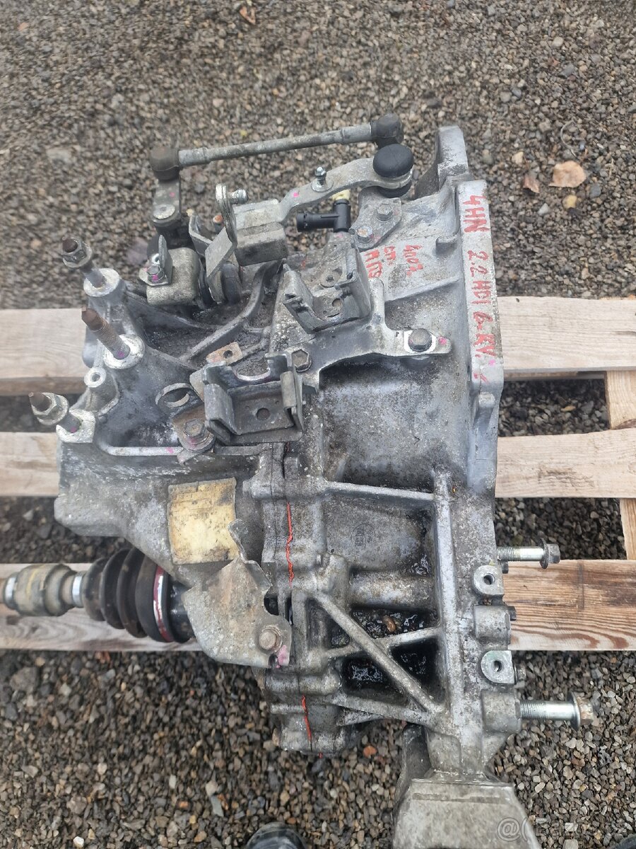 4007 2.2 HDI,manual 6.kvalt 170.tkm.plne funkcni.