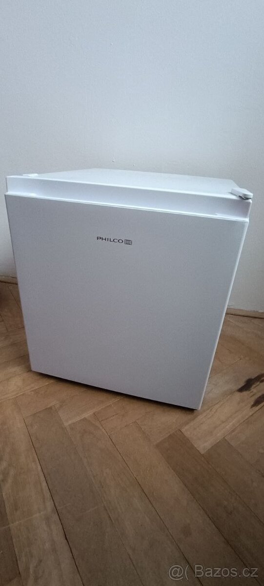 Jednodveřový mrazák Cube mraznička PHILCO