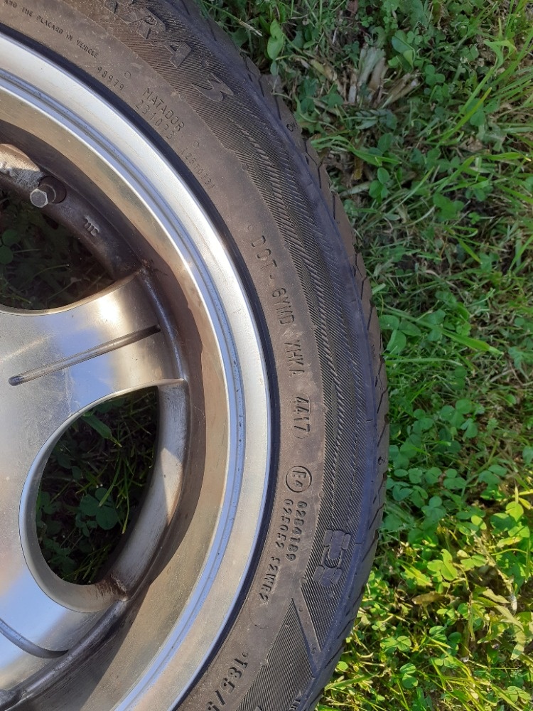 Pneumatiky kola škoda felicie