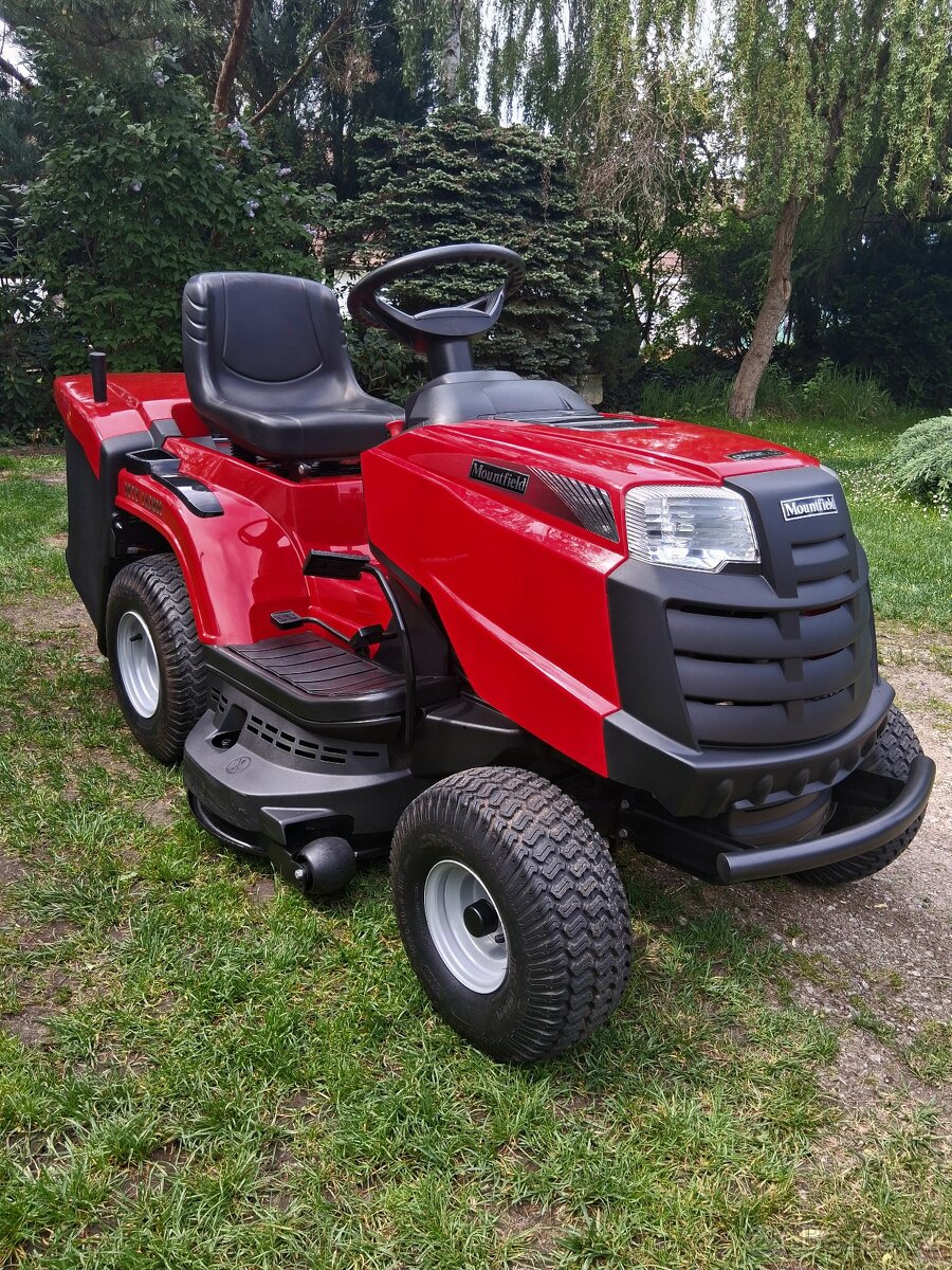 Zahradni traktor Mountfield 1638 H