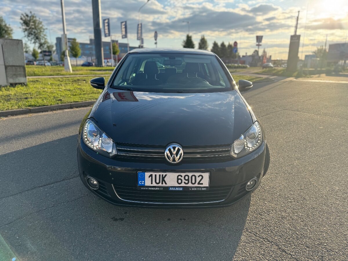 VOLKSWAGEN GOLF 6