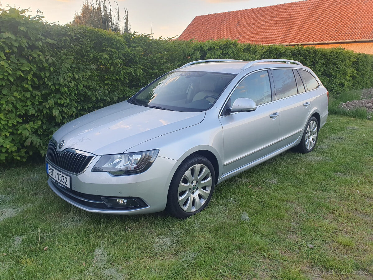 Škoda Superb combi 2,0 TDi DSG TOP VÝBAVA