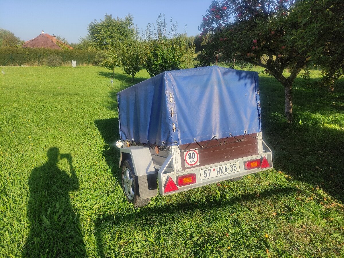Prodám tento krásný a velice zachovaly vlek. Pozor sleva