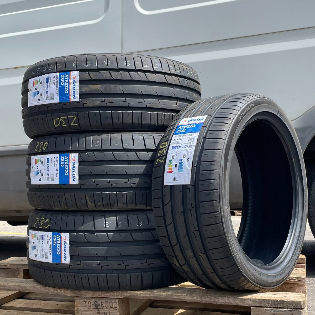 NOVÉ Letní pneu 225/40 R18 92Y Sailun