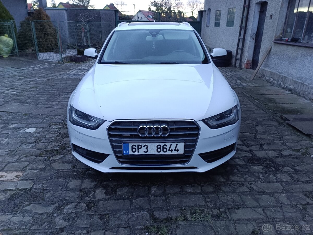AUDI A4 AVANT