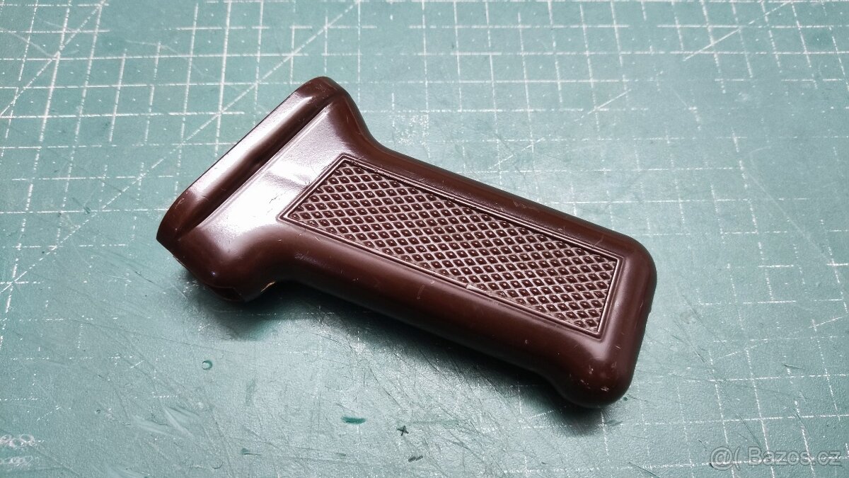 GHK pistolová pažbička AKM