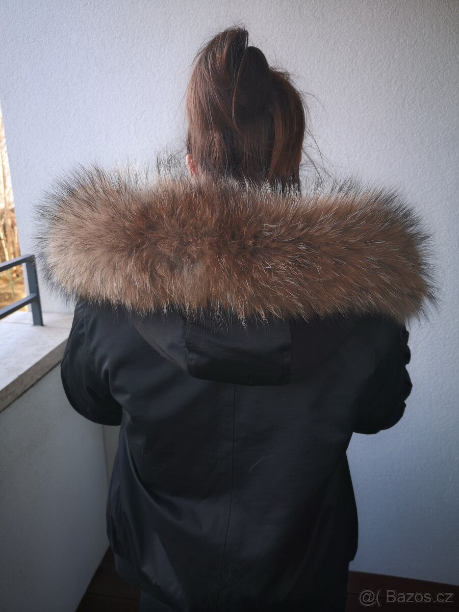 Kožešina na kapuci, kožešinový lem, kožich