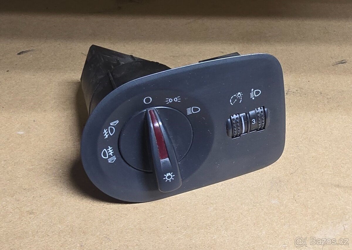 Spínač světel Seat Ibiza 2009-2011