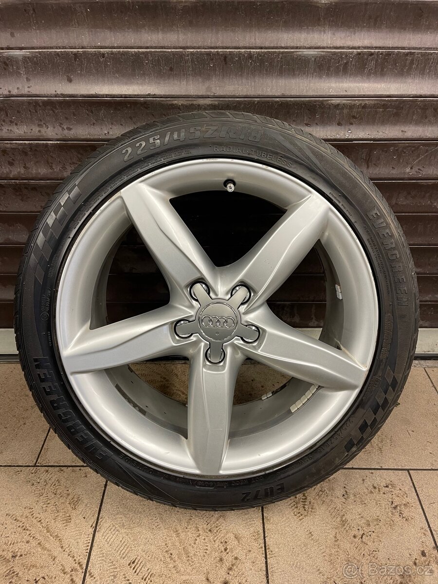Originál Alu kola Audi 18” 8Jx18H2 ET49