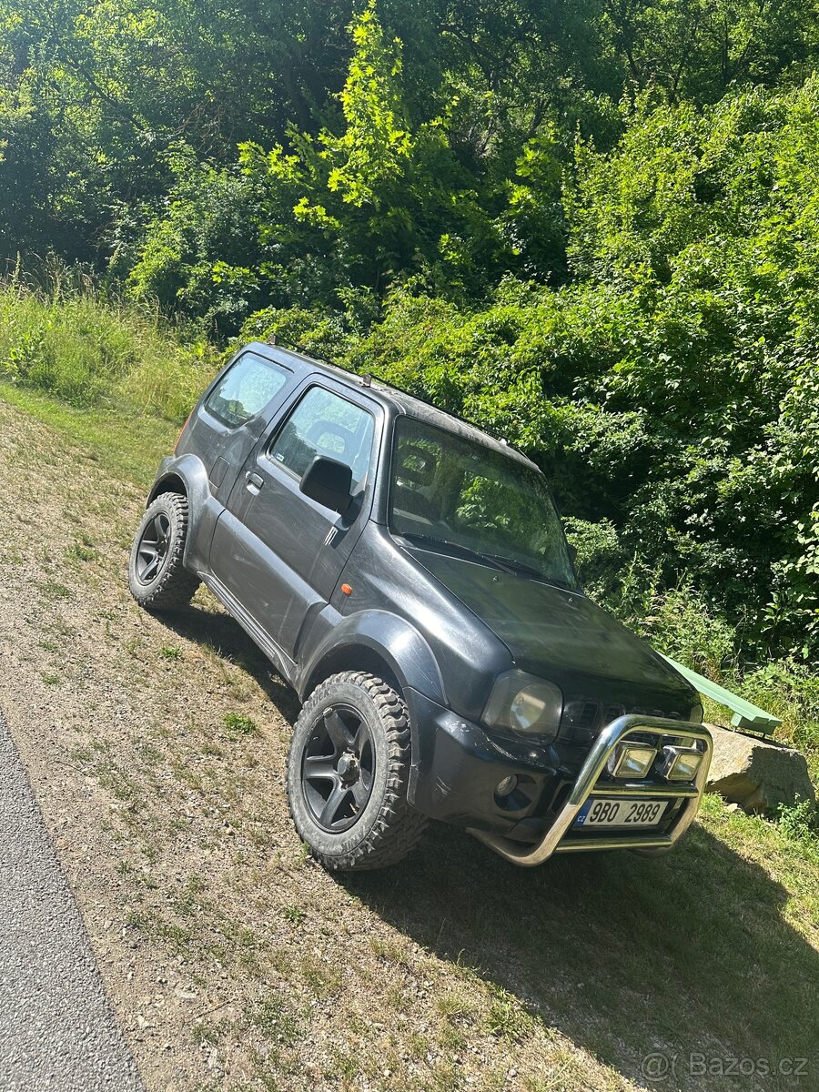 Suzuki Jimny 1.3 59kw G13BB - STK platná Plně pojízdné